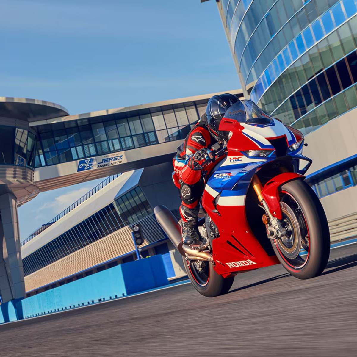 2026 Honda CBR1000RR-R Fireblade SP1 - Image 4